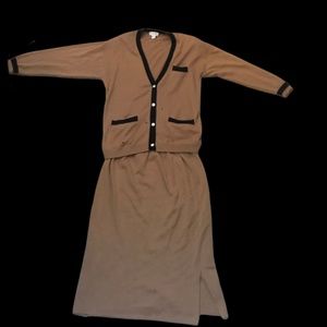 JH Collectibles Two Piece Size Large Set